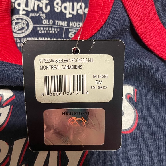 Montreal Canadiens Onesie - Picture 4 of 5